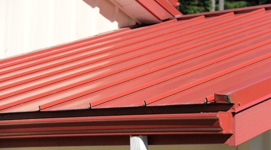 Professional gutter cleaning services in West Point, IL